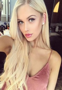 Алина 25 лет м.Проспект-Вернадского